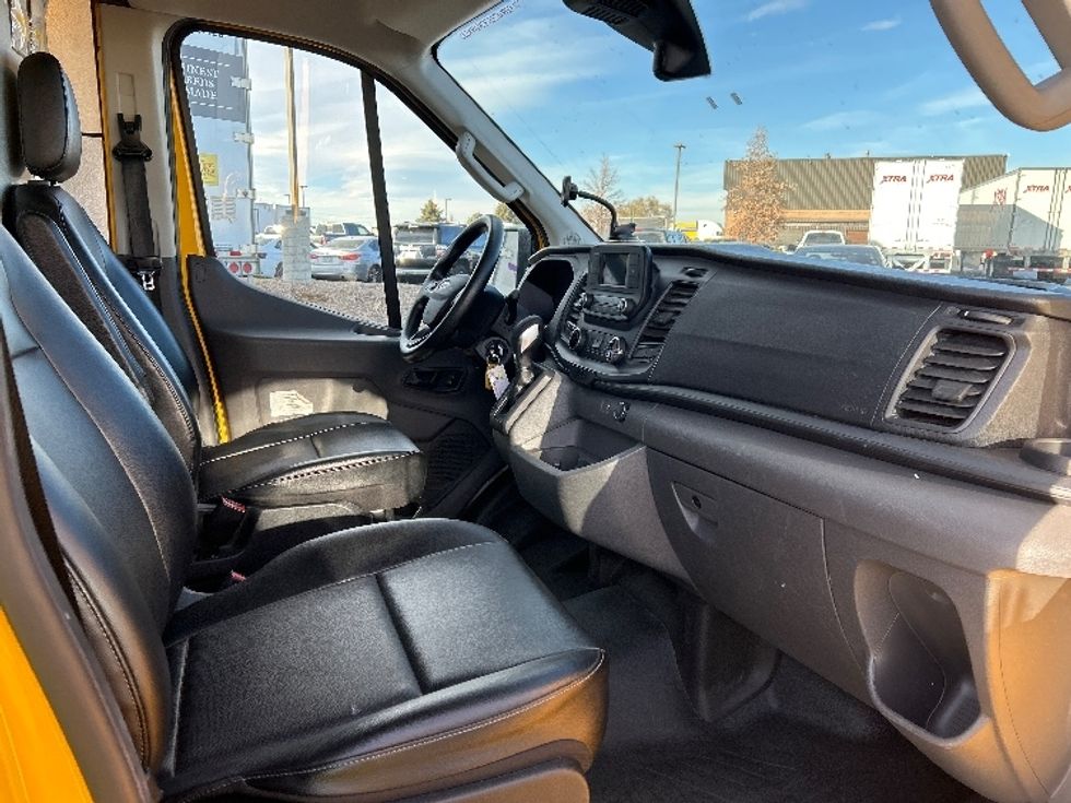 Cargo Van (Panel Van)-Light and Medium Duty Trucks-Ford-2021-Transit 250-Aurora-CO-65,231\n\t\tmiles-$ 38,250 - Image 22