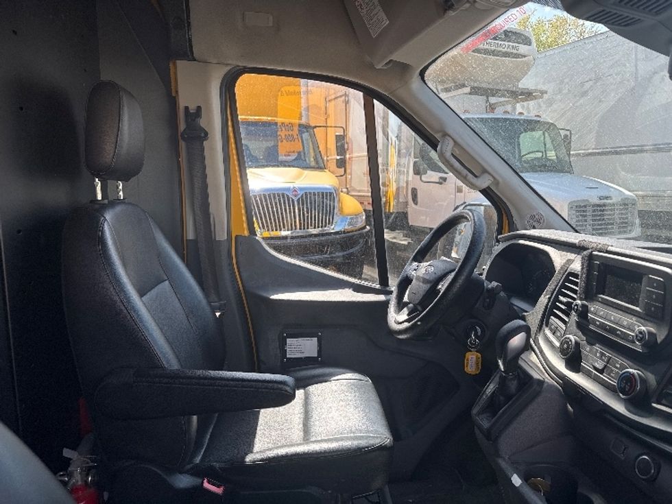 Cargo Van (Panel Van)-Light and Medium Duty Trucks-Ford-2021-Transit 250-Baltimore-MD-83,728\n\t\tmiles-$ 30,750 - Image 19