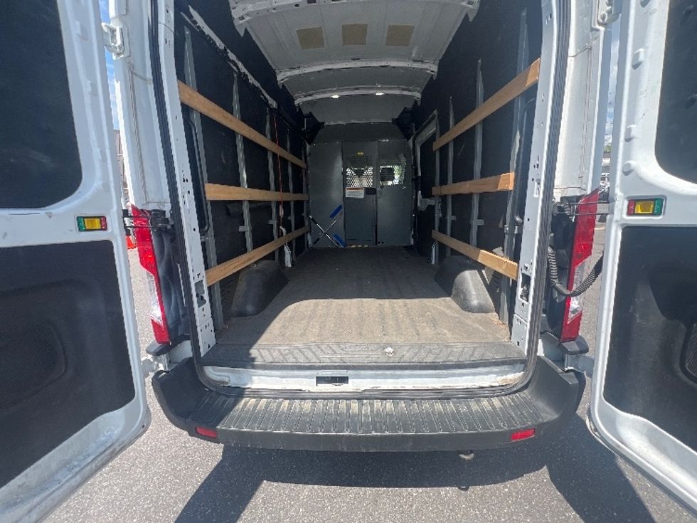 Cargo Van (Panel Van)-Light and Medium Duty Trucks-Ford-2021-Transit 250-Baltimore-MD-86,136\n\t\tmiles-$ 35,250 - Image 10