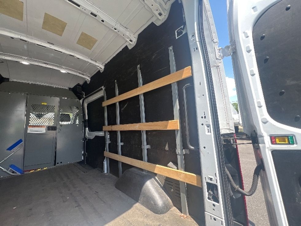 Cargo Van (Panel Van)-Light and Medium Duty Trucks-Ford-2021-Transit 250-Baltimore-MD-86,136\n\t\tmiles-$ 35,250 - Image 12