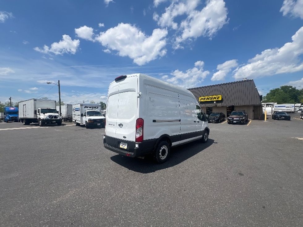 Cargo Van (Panel Van)-Light and Medium Duty Trucks-Ford-2021-Transit 250-Baltimore-MD-86,136\n\t\tmiles-$ 35,250 - Image 13