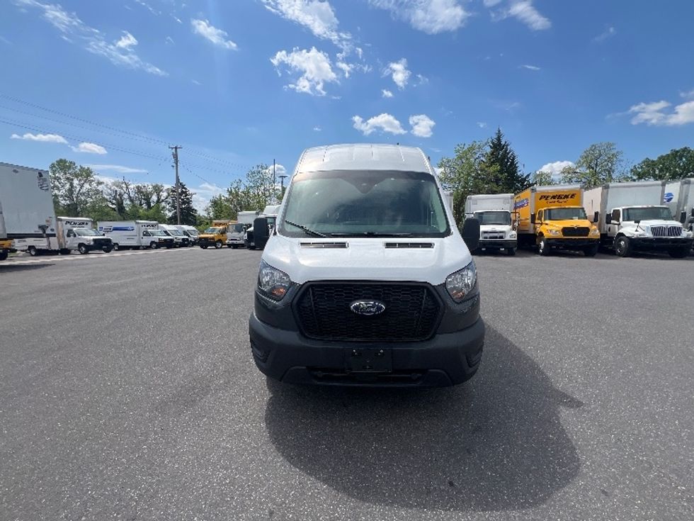 Cargo Van (Panel Van)-Light and Medium Duty Trucks-Ford-2021-Transit 250-Baltimore-MD-86,136\n\t\tmiles-$ 35,250 - Image 2