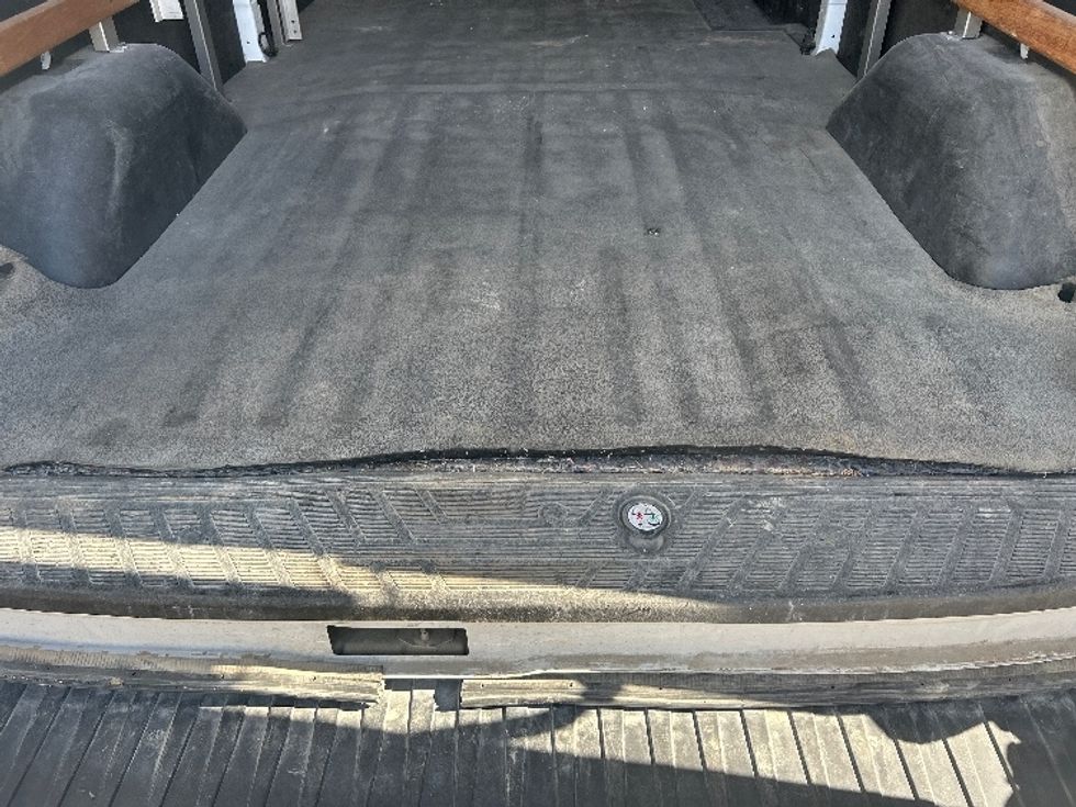 Cargo Van (Panel Van)-Light and Medium Duty Trucks-Ford-2021-Transit 250-Beaumont-TX-141,012\n\t\tmiles-$ 28,000 - Image 9