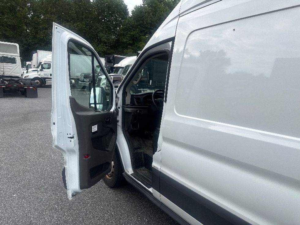 Cargo Van (Panel Van)-Light and Medium Duty Trucks-Ford-2021-Transit 250-Belcamp-MD-100,668\n\t\tmiles-$ 29,750 - Image 15