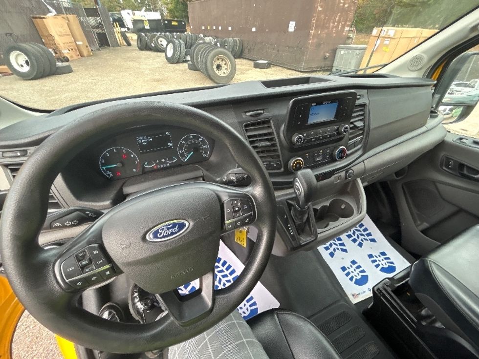 Cargo Van (Panel Van)-Light and Medium Duty Trucks-Ford-2021-Transit 250-Belden-MS-116,791\n\t\tmiles-$ 29,750 - Image 16