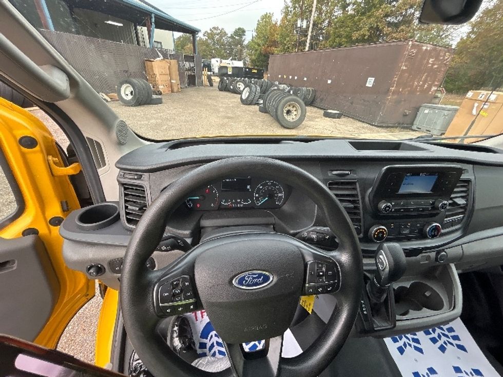 Cargo Van (Panel Van)-Light and Medium Duty Trucks-Ford-2021-Transit 250-Belden-MS-116,791\n\t\tmiles-$ 29,750 - Image 17