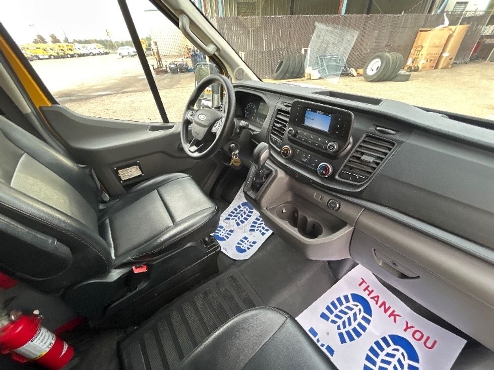 Cargo Van (Panel Van)-Light and Medium Duty Trucks-Ford-2021-Transit 250-Belden-MS-116,791\n\t\tmiles-$ 29,750 - Image 21