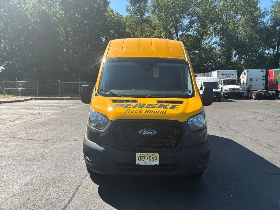 Cargo Van (Panel Van)-Light and Medium Duty Trucks-Ford-2021-Transit 250-Bensalem-PA-64,975\n\t\tmiles-$ 33,000 - Image 2