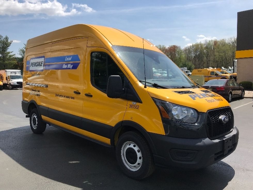 Cargo Van (Panel Van)-Light and Medium Duty Trucks-Ford-2021-Transit 250-Bensalem-PA-89,839\n\t\tmiles-$ 29,500 - Image 1