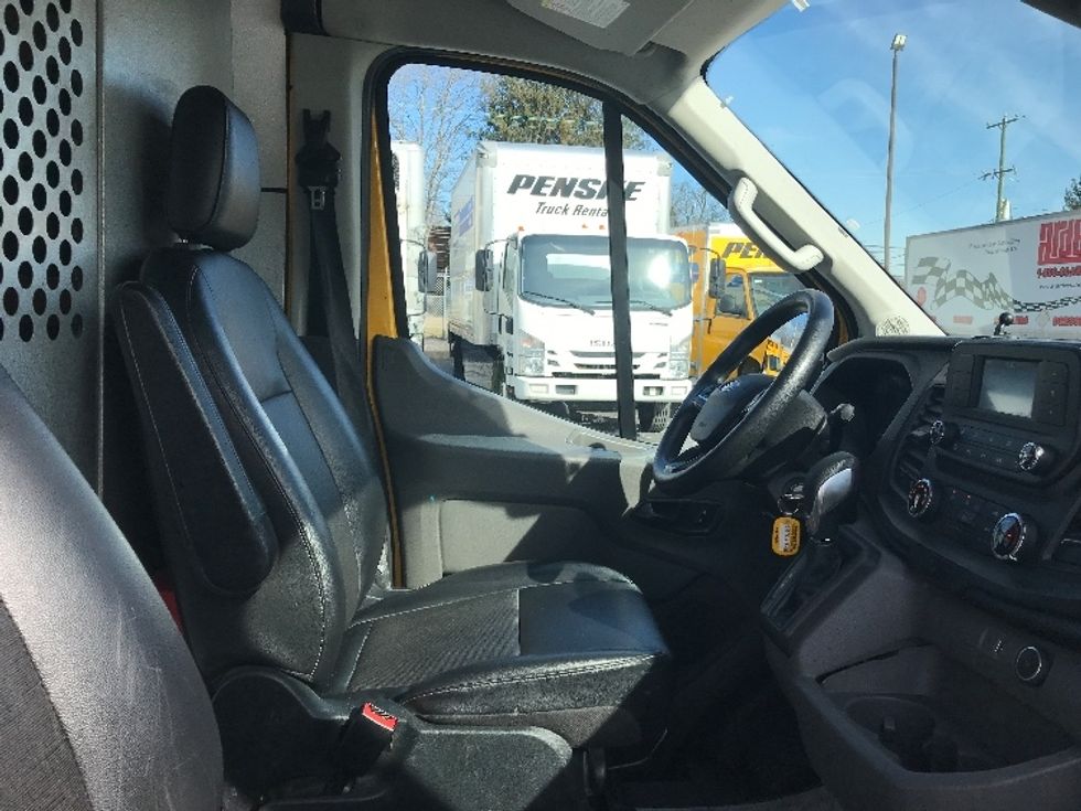 Cargo Van (Panel Van)-Light and Medium Duty Trucks-Ford-2021-Transit 250-Bensalem-PA-92,771\n\t\tmiles-$ 31,500 - Image 19