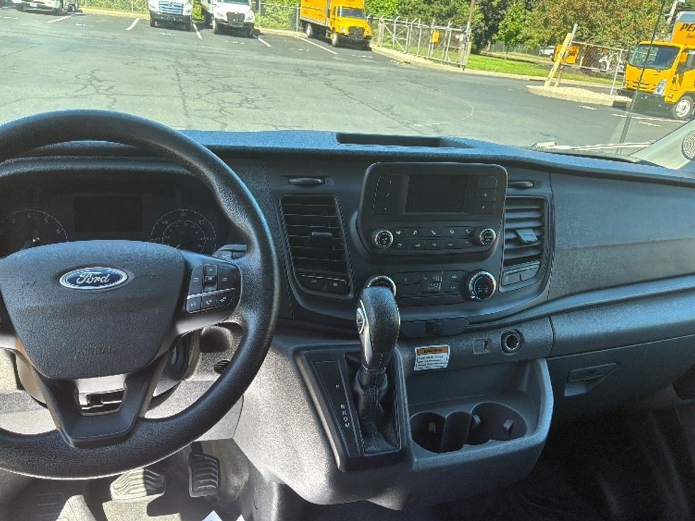 Cargo Van (Panel Van)-Light and Medium Duty Trucks-Ford-2021-Transit 250-Bensalem-PA-94,044\n\t\tmiles-$ 28,000 - Image 17
