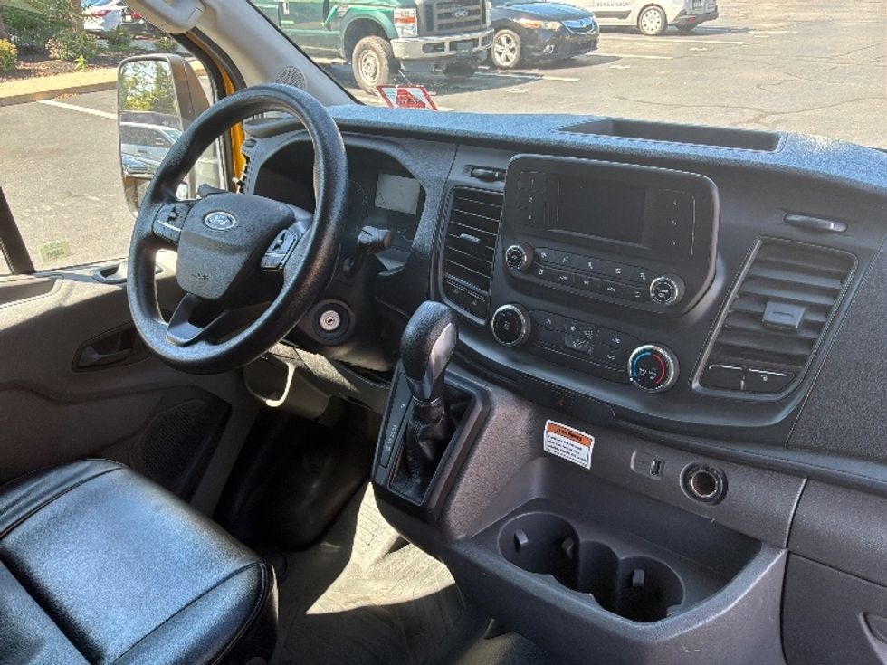 Cargo Van (Panel Van)-Light and Medium Duty Trucks-Ford-2021-Transit 250-Bensalem-PA-94,044\n\t\tmiles-$ 28,000 - Image 21