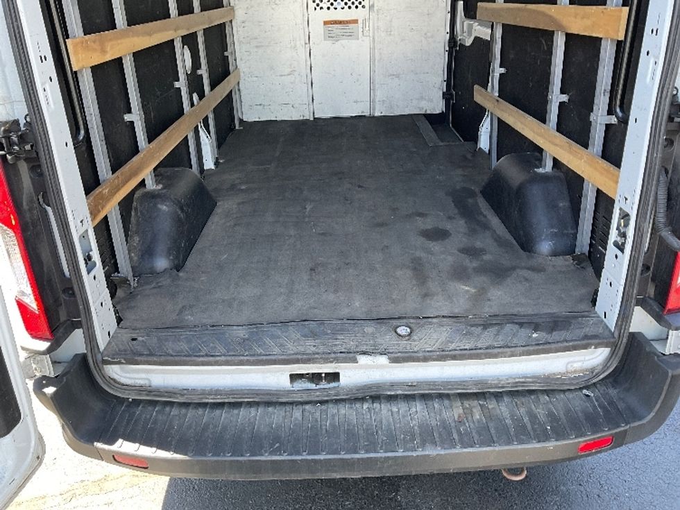 Cargo Van (Panel Van)-Light and Medium Duty Trucks-Ford-2021-Transit 250-Bethlehem-PA-88,977\n\t\tmiles-$ 35,000 - Image 10