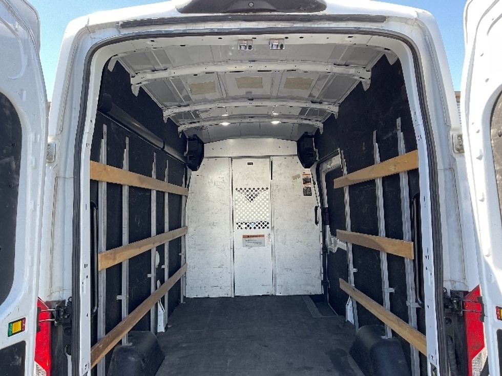 Cargo Van (Panel Van)-Light and Medium Duty Trucks-Ford-2021-Transit 250-Bethlehem-PA-88,977\n\t\tmiles-$ 35,000 - Image 9