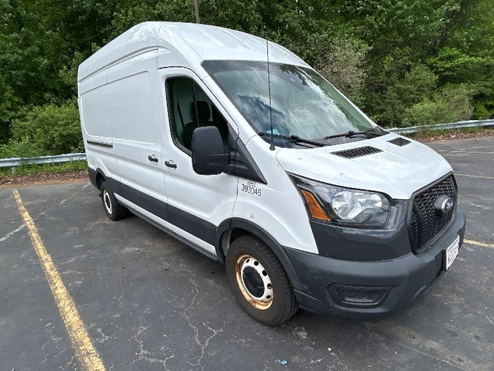 Cargo Van (Panel Van)-Light and Medium Duty Trucks-Ford-2021-Transit 250-Braintree-MA-105,904\n\t\tmiles-$ 31,500 - Image 1