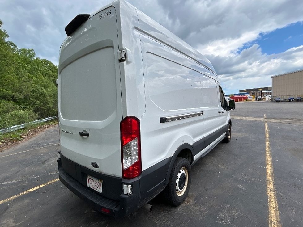 Cargo Van (Panel Van)-Light and Medium Duty Trucks-Ford-2021-Transit 250-Braintree-MA-105,904\n\t\tmiles-$ 31,500 - Image 10