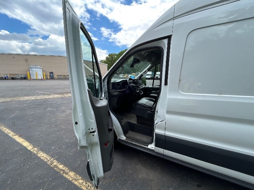 Cargo Van (Panel Van)-Light and Medium Duty Trucks-Ford-2021-Transit 250-Braintree-MA-105,904\n\t\tmiles-$ 31,500 - Image 12