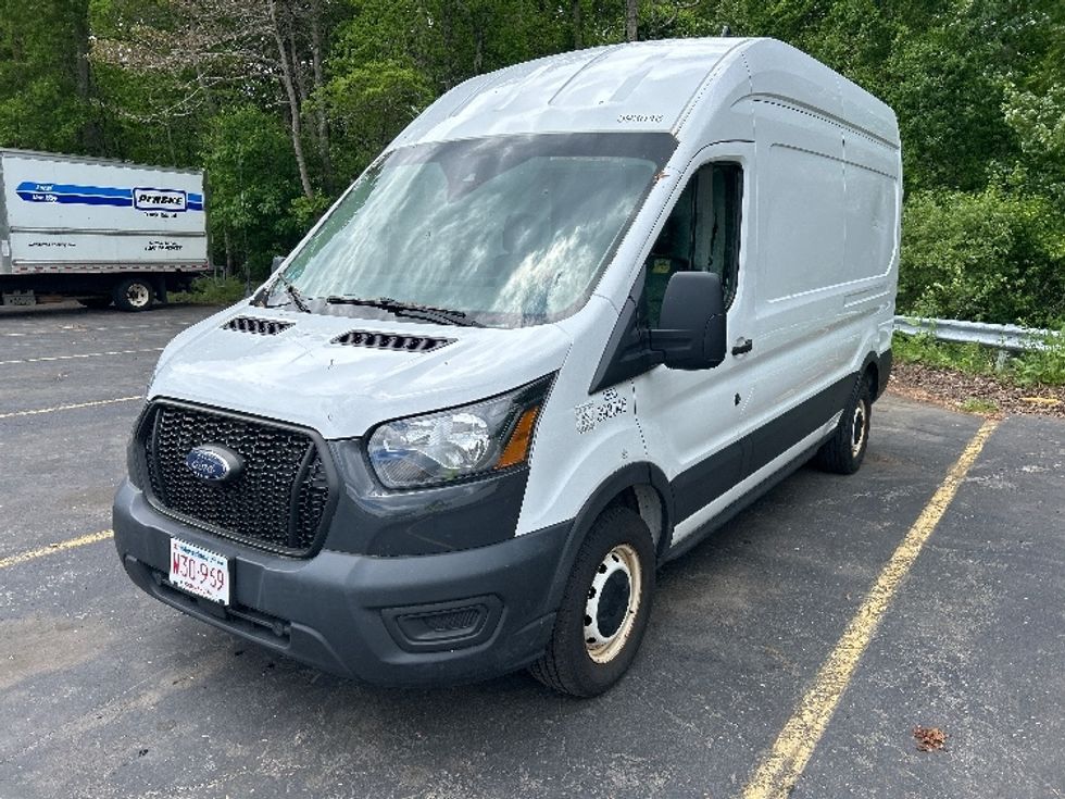 Cargo Van (Panel Van)-Light and Medium Duty Trucks-Ford-2021-Transit 250-Braintree-MA-105,904\n\t\tmiles-$ 31,500 - Image 3