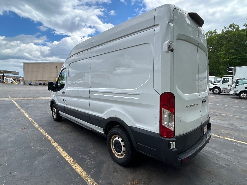 Cargo Van (Panel Van)-Light and Medium Duty Trucks-Ford-2021-Transit 250-Braintree-MA-105,904\n\t\tmiles-$ 31,500 - Image 5
