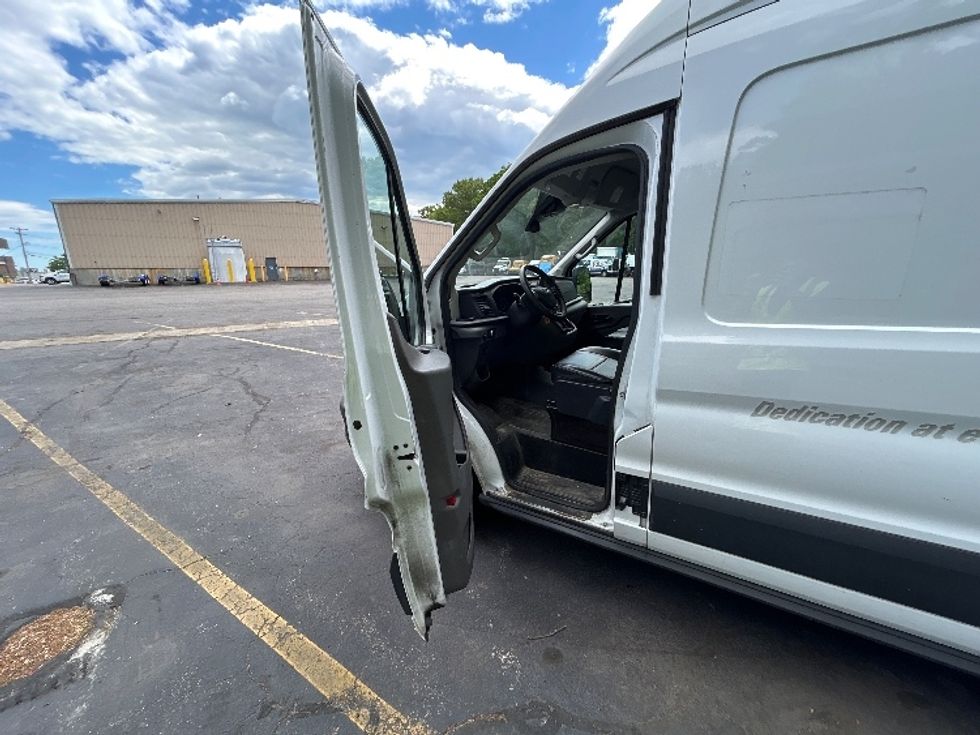 Cargo Van (Panel Van)-Light and Medium Duty Trucks-Ford-2021-Transit 250-Braintree-MA-111,987\n\t\tmiles-$ 32,250 - Image 11