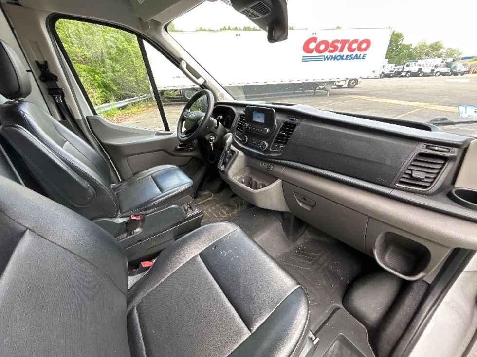 Cargo Van (Panel Van)-Light and Medium Duty Trucks-Ford-2021-Transit 250-Braintree-MA-111,987\n\t\tmiles-$ 32,250 - Image 17