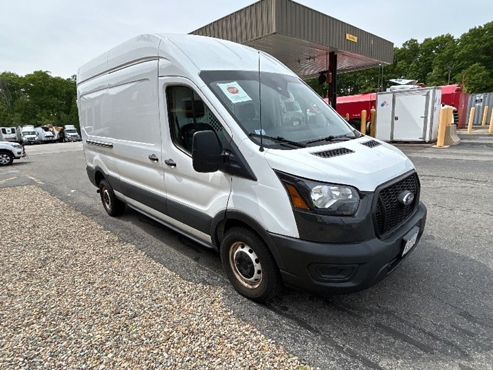 Cargo Van (Panel Van)-Light and Medium Duty Trucks-Ford-2021-Transit 250-Braintree-MA-111,987\n\t\tmiles-$ 32,250 - Image 3