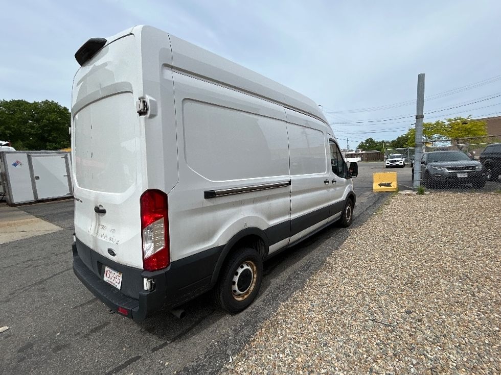 Cargo Van (Panel Van)-Light and Medium Duty Trucks-Ford-2021-Transit 250-Braintree-MA-111,987\n\t\tmiles-$ 32,250 - Image 9