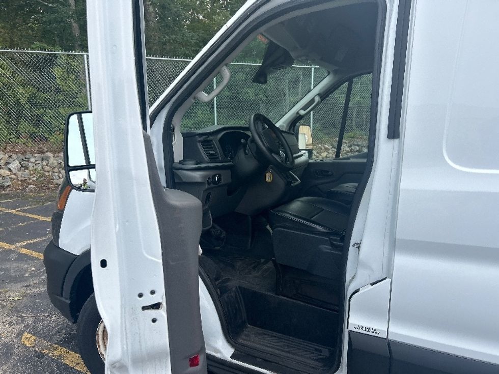 Cargo Van (Panel Van)-Light and Medium Duty Trucks-Ford-2021-Transit 250-Braintree-MA-42,964\n\t\tmiles-$ 35,750 - Image 16