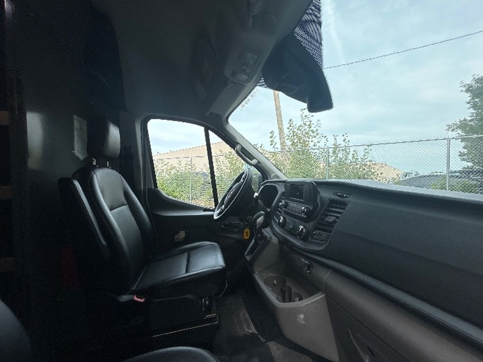 Cargo Van (Panel Van)-Light and Medium Duty Trucks-Ford-2021-Transit 250-Braintree-MA-42,964\n\t\tmiles-$ 35,750 - Image 22