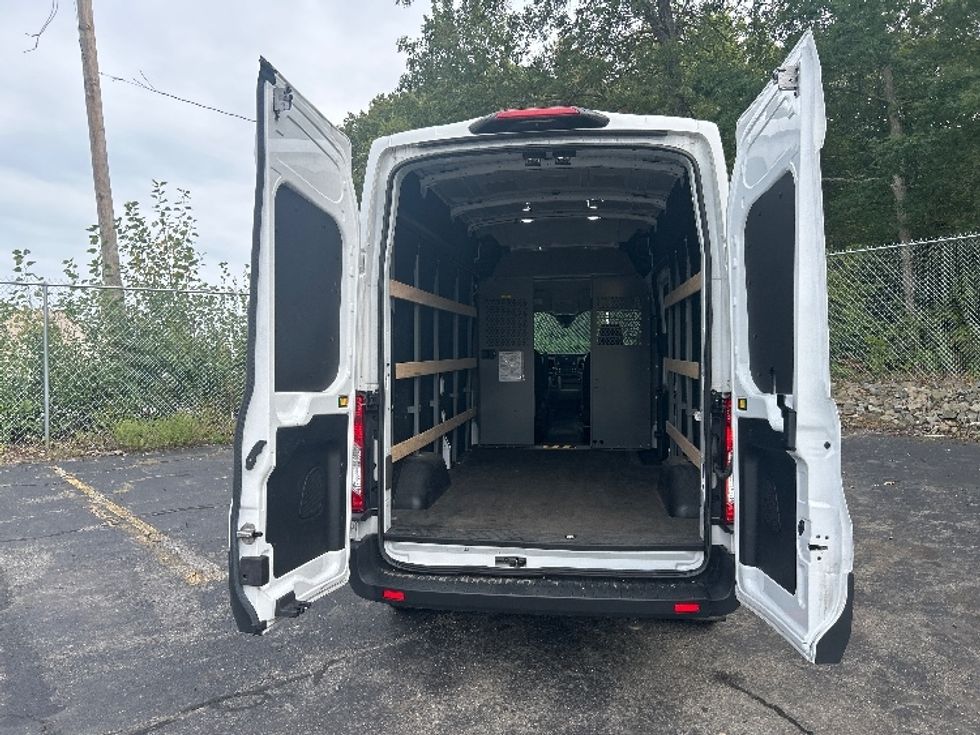 Cargo Van (Panel Van)-Light and Medium Duty Trucks-Ford-2021-Transit 250-Braintree-MA-42,964\n\t\tmiles-$ 35,750 - Image 8