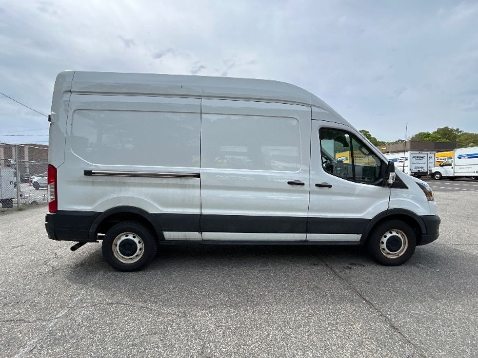 Cargo Van (Panel Van)-Light and Medium Duty Trucks-Ford-2021-Transit 250-Braintree-MA-46,384\n\t\tmiles-$ 41,750 - Image 12