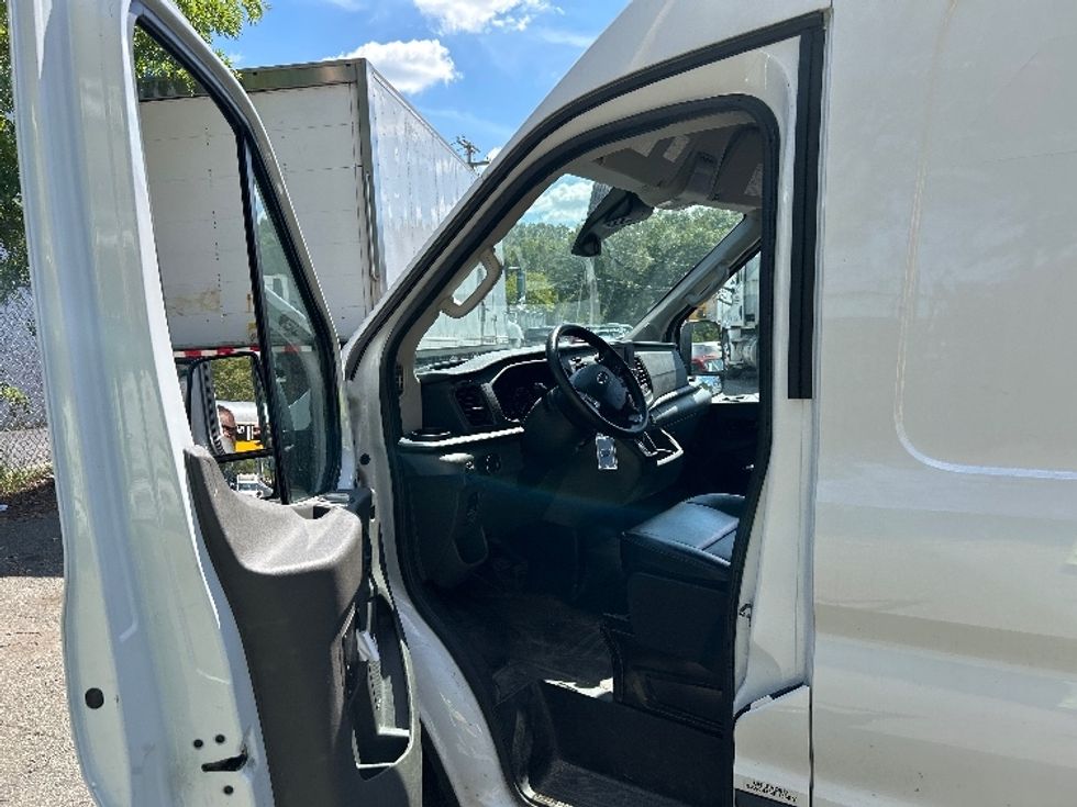 Cargo Van (Panel Van)-Light and Medium Duty Trucks-Ford-2021-Transit 250-Braintree-MA-53,750\n\t\tmiles-$ 35,000 - Image 14