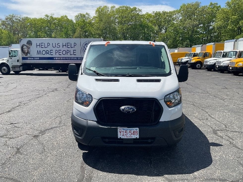 Cargo Van (Panel Van)-Light and Medium Duty Trucks-Ford-2021-Transit 250-Braintree-MA-72,154\n\t\tmiles-$ 31,000 - Image 2