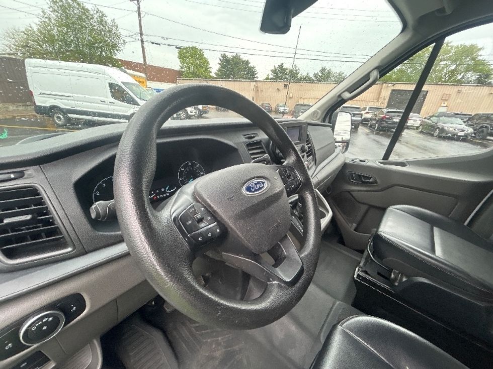 Cargo Van (Panel Van)-Light and Medium Duty Trucks-Ford-2021-Transit 250-Braintree-MA-89,549\n\t\tmiles-$ 32,750 - Image 17