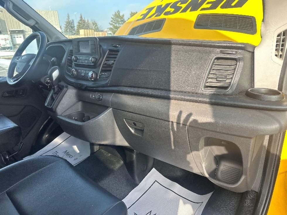 Cargo Van (Panel Van)-Light and Medium Duty Trucks-Ford-2021-Transit 250-Brampton-ON-134,998\n\t\tkm-$ 38,000 - Image 21