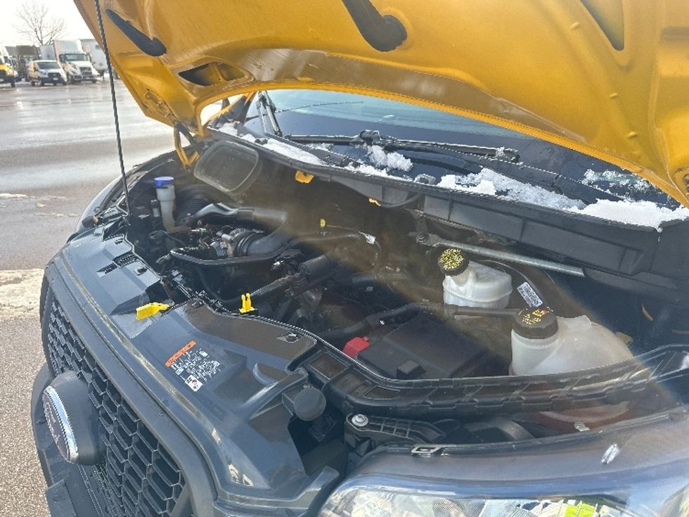 Cargo Van (Panel Van)-Light and Medium Duty Trucks-Ford-2021-Transit 250-Brampton-ON-134,998\n\t\tkm-$ 38,000 - Image 24