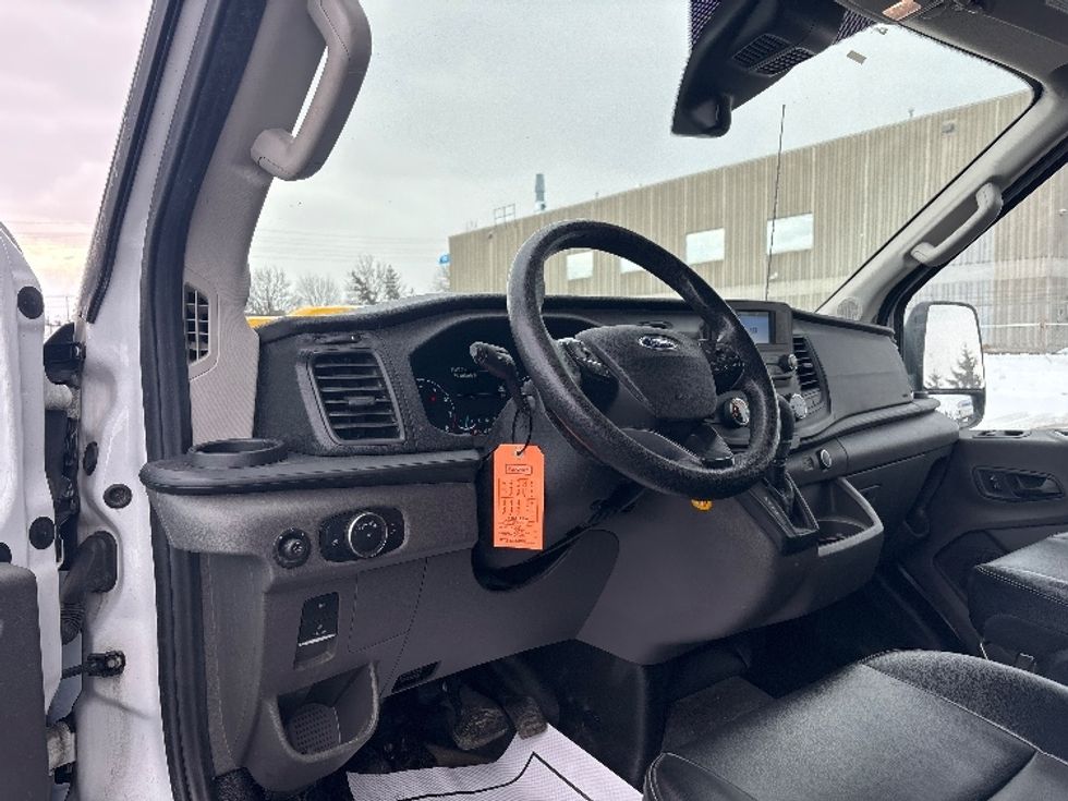 Cargo Van (Panel Van)-Light and Medium Duty Trucks-Ford-2021-Transit 250-Brampton-ON-88,343\n\t\tkm-$ 46,250 - Image 14