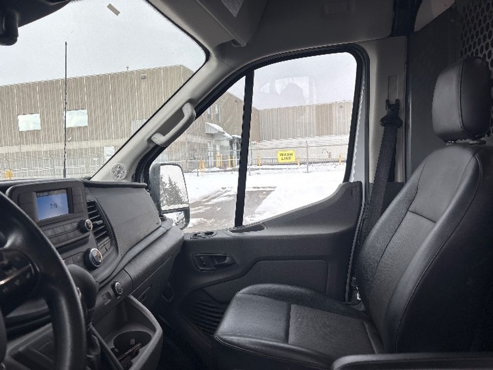Cargo Van (Panel Van)-Light and Medium Duty Trucks-Ford-2021-Transit 250-Brampton-ON-88,343\n\t\tkm-$ 46,250 - Image 16