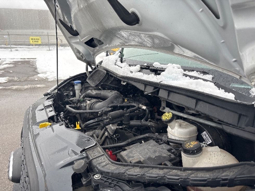 Cargo Van (Panel Van)-Light and Medium Duty Trucks-Ford-2021-Transit 250-Brampton-ON-88,343\n\t\tkm-$ 46,250 - Image 21