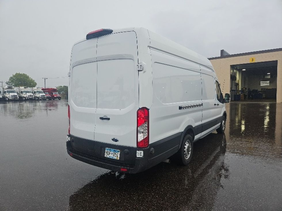Cargo Van (Panel Van)-Light and Medium Duty Trucks-Ford-2021-Transit 250-Brooklyn Park-MN-117,057\n\t\tmiles-$ 29,750 - Image 12