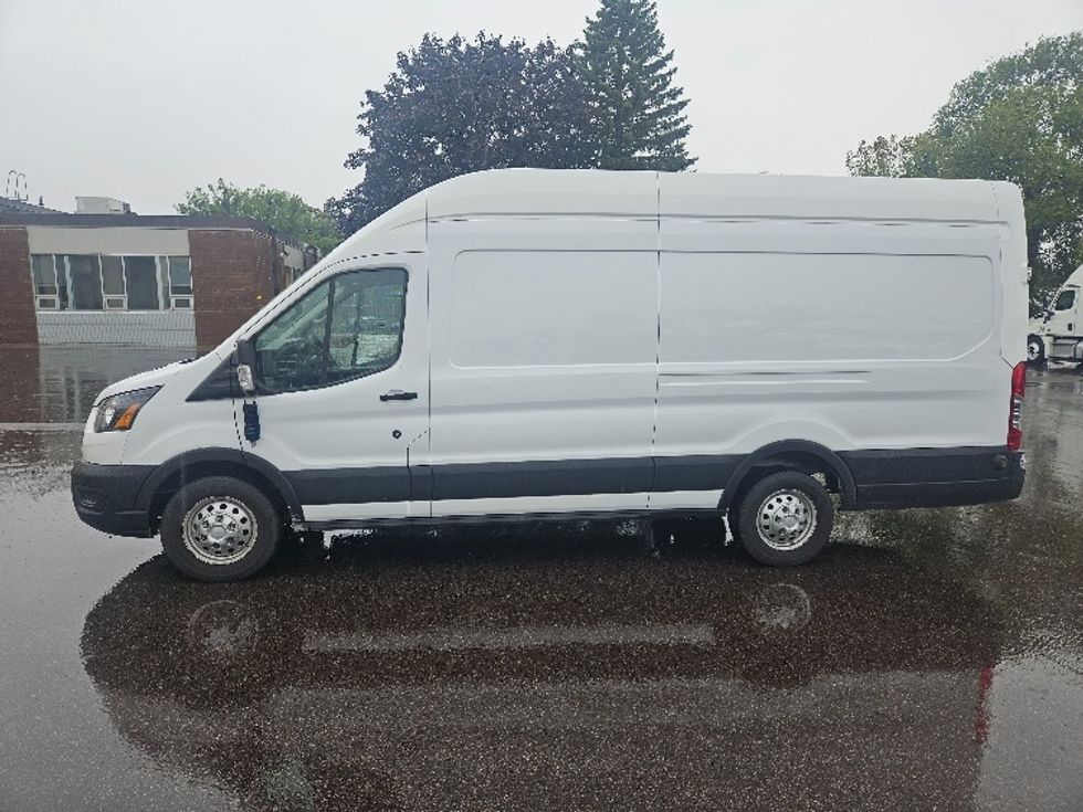 Cargo Van (Panel Van)-Light and Medium Duty Trucks-Ford-2021-Transit 250-Brooklyn Park-MN-117,057\n\t\tmiles-$ 29,750 - Image 4