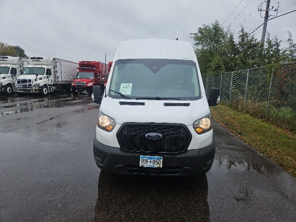 Cargo Van (Panel Van)-Light and Medium Duty Trucks-Ford-2021-Transit 250-Brooklyn Park-MN-134,772\n\t\tmiles-$ 30,000 - Image 2