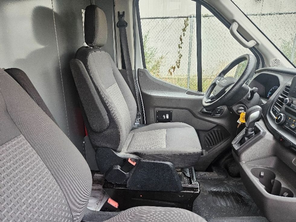 Cargo Van (Panel Van)-Light and Medium Duty Trucks-Ford-2021-Transit 250-Brooklyn Park-MN-134,772\n\t\tmiles-$ 30,000 - Image 21