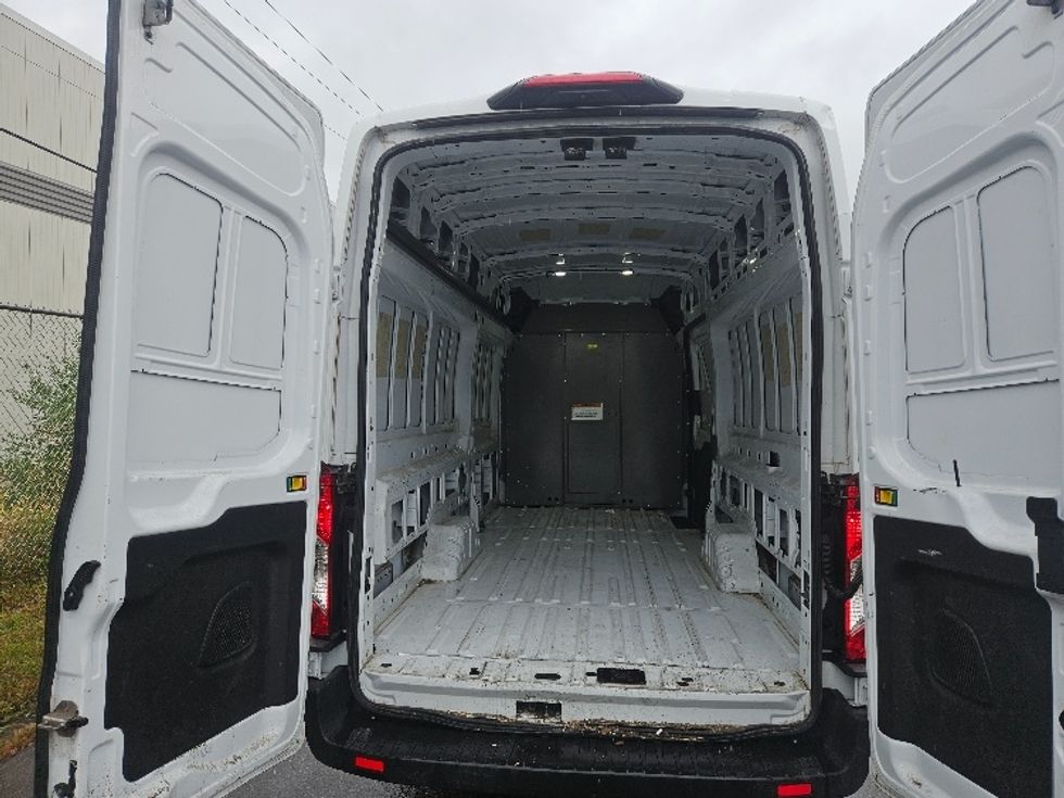 Cargo Van (Panel Van)-Light and Medium Duty Trucks-Ford-2021-Transit 250-Brooklyn Park-MN-134,772\n\t\tmiles-$ 30,000 - Image 8