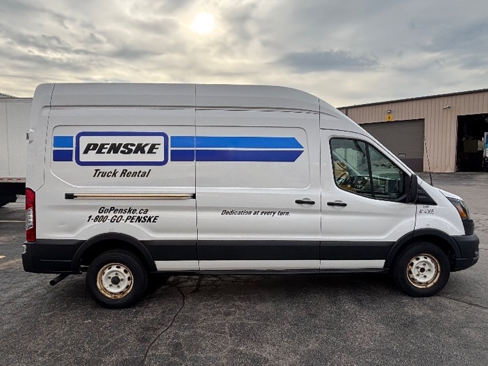 Cargo Van (Panel Van)-Light and Medium Duty Trucks-Ford-2021-Transit 250-Burlington-ON-152,676\n\t\tkm-$ 37,500 - Image 14