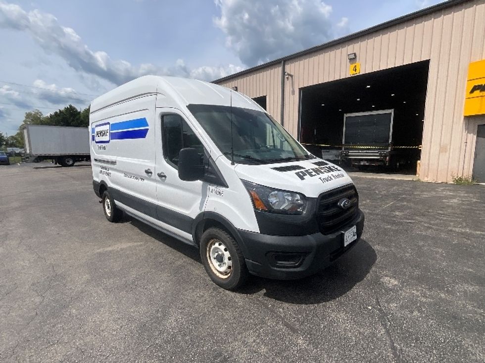 Cargo Van (Panel Van)-Light and Medium Duty Trucks-Ford-2021-Transit 250-Burlington-ON-152,941\n\t\tkm-$ 39,250 - Image 1