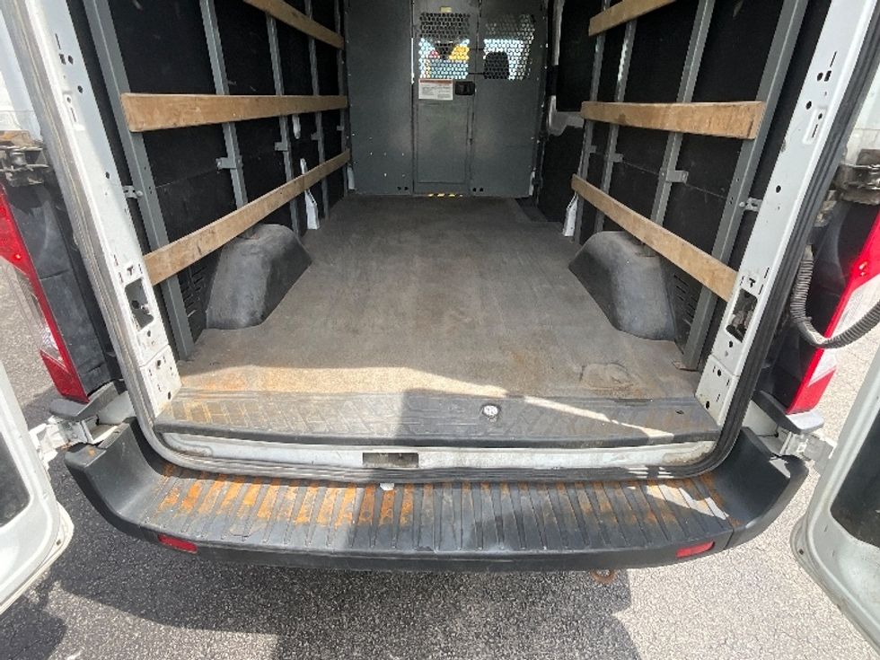 Cargo Van (Panel Van)-Light and Medium Duty Trucks-Ford-2021-Transit 250-Burlington-ON-152,941\n\t\tkm-$ 39,250 - Image 8