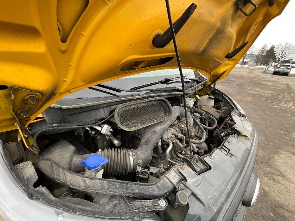 Cargo Van (Panel Van)-Light and Medium Duty Trucks-Ford-2021-Transit 250-Burlington-ON-221,368\n\t\tkm-$ 30,250 - Image 20