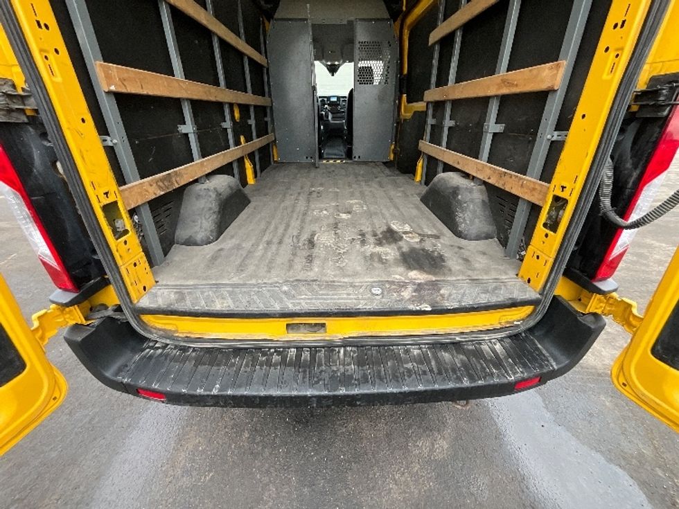 Cargo Van (Panel Van)-Light and Medium Duty Trucks-Ford-2021-Transit 250-Burlington-ON-221,368\n\t\tkm-$ 30,250 - Image 8