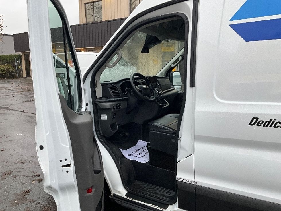 Cargo Van (Panel Van)-Light and Medium Duty Trucks-Ford-2021-Transit 250-Burnaby-BC-203,499\n\t\tkm-$ 36,750 - Image 12